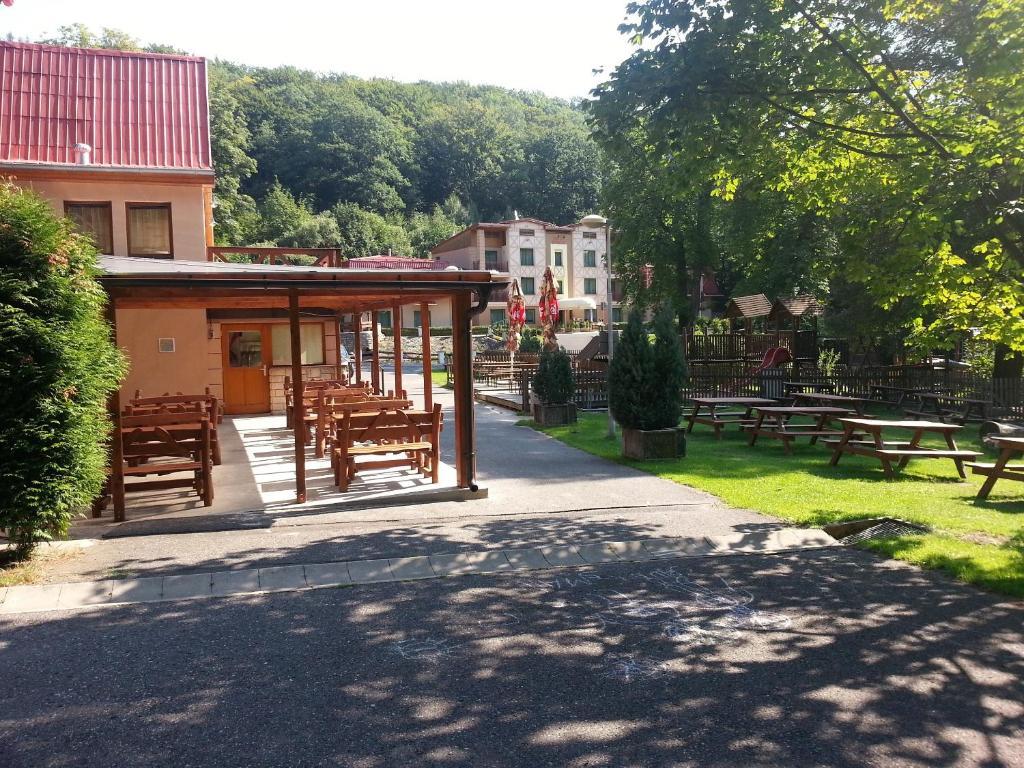 Hotel Loucky Litvínov Exterior foto